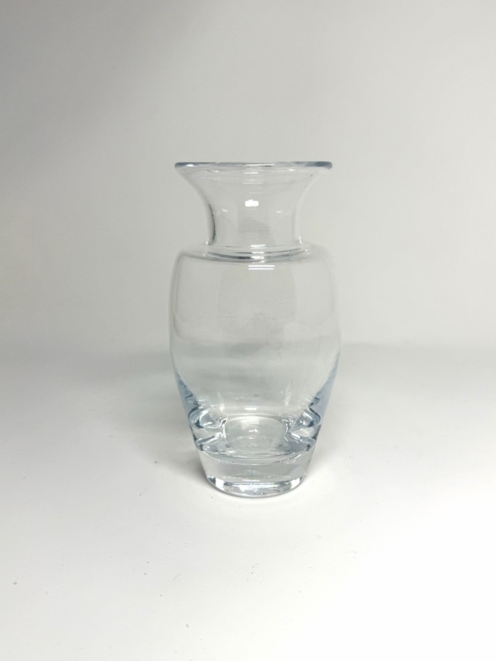 Simon Pearce Glass Vase Shelburne Art Glass Hand Blown 5.75”